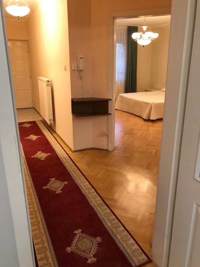 Gabor Pal 1 Apartman 2 Szoba Dunafoldvar Экстерьер фото