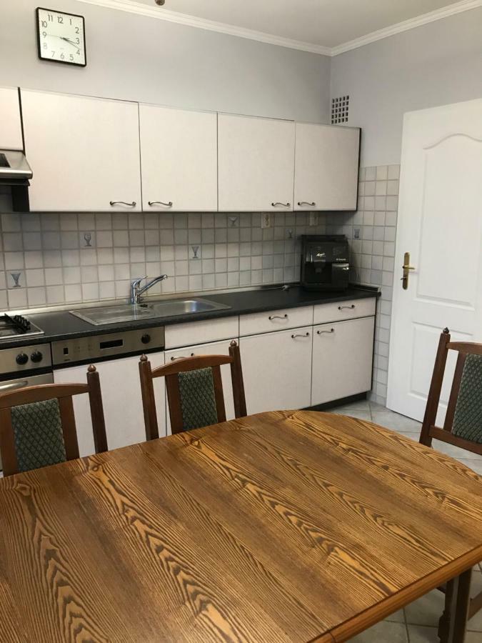 Gabor Pal 1 Apartman 2 Szoba Dunafoldvar Экстерьер фото
