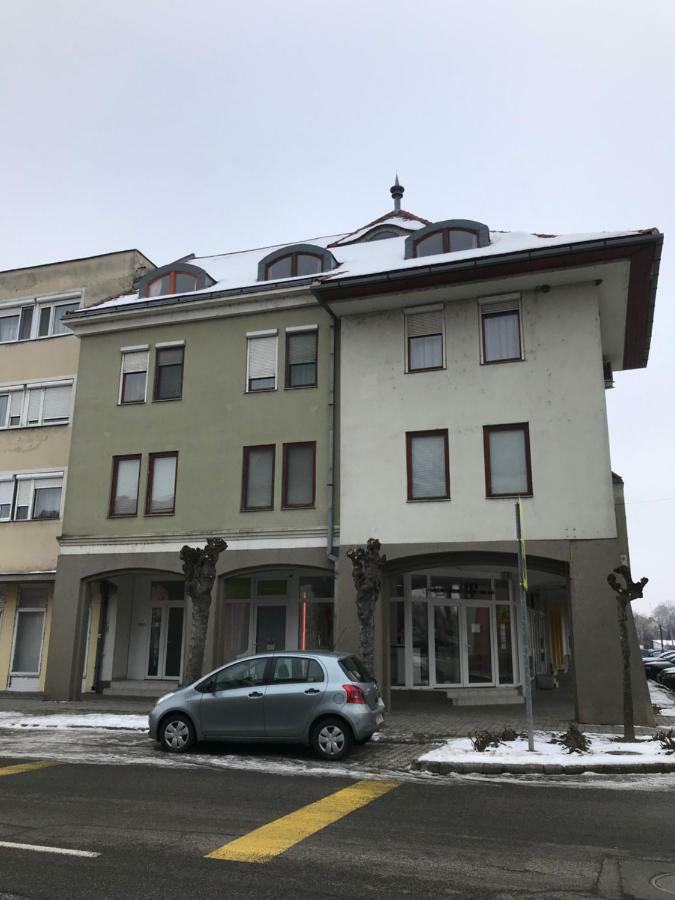 Gabor Pal 1 Apartman 2 Szoba Dunafoldvar Экстерьер фото